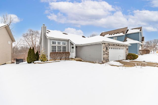 17 Browning Lane, Valparaiso, IN 46383