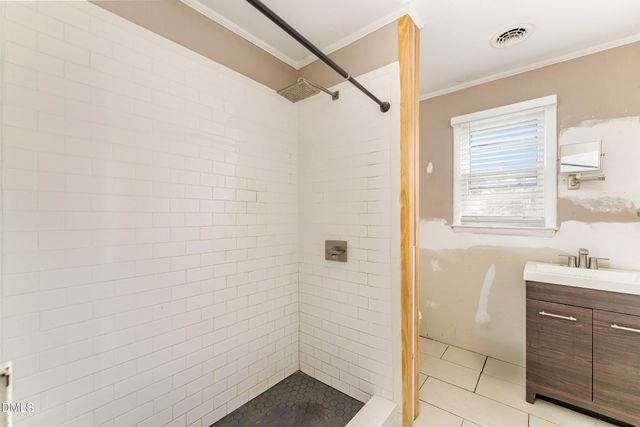 330 E Stallings Street, Clayton, NC 27520