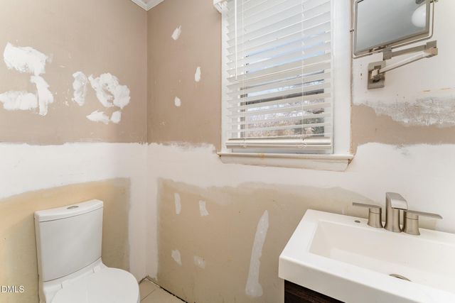 330 E Stallings Street, Clayton, NC 27520