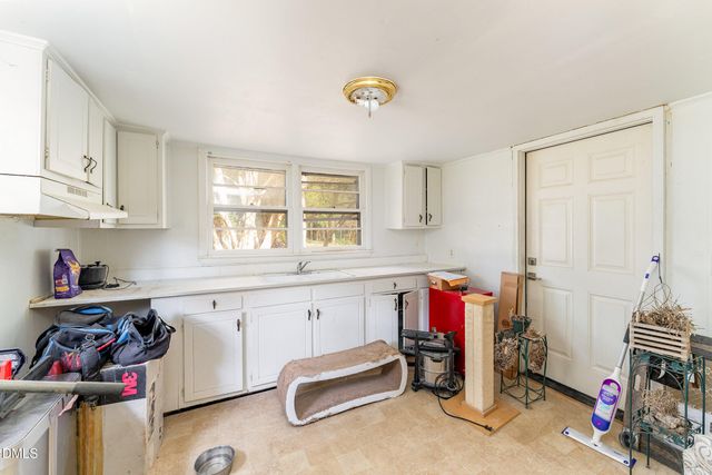 330 E Stallings Street, Clayton, NC 27520