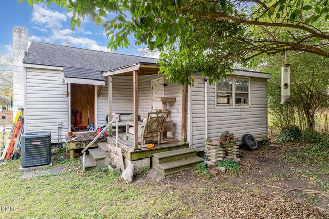 330 E Stallings Street, Clayton, NC 27520