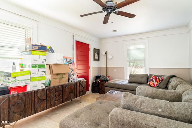 330 E Stallings Street, Clayton, NC 27520