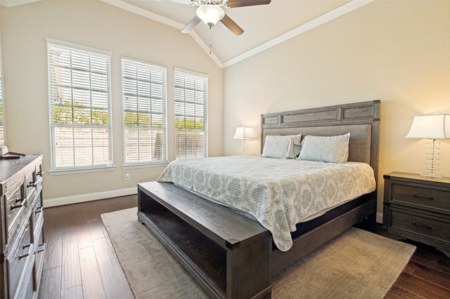 911 Mountain Laurel Drive, Euless, TX 76039