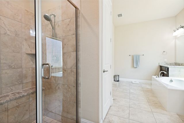 911 Mountain Laurel Drive, Euless, TX 76039