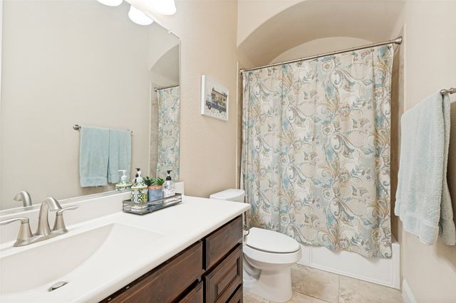 911 Mountain Laurel Drive, Euless, TX 76039