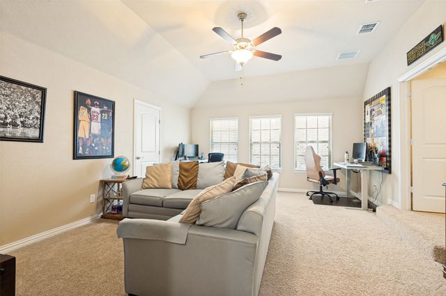 911 Mountain Laurel Drive, Euless, TX 76039