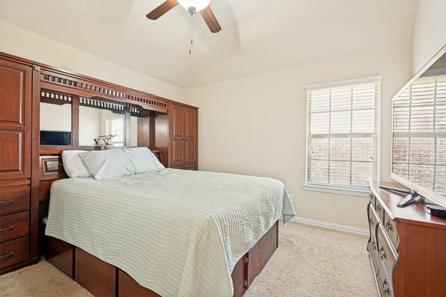 911 Mountain Laurel Drive, Euless, TX 76039