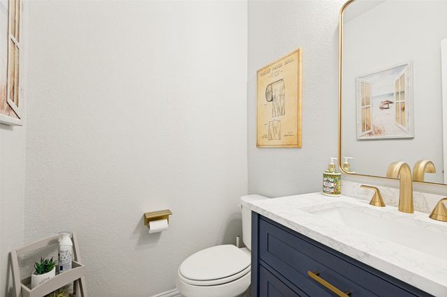 911 Mountain Laurel Drive, Euless, TX 76039