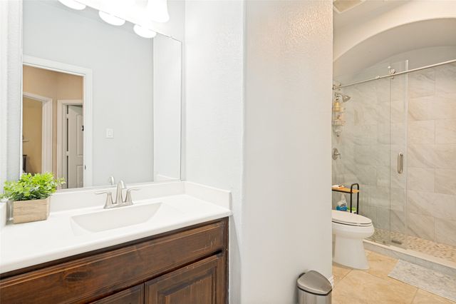 911 Mountain Laurel Drive, Euless, TX 76039