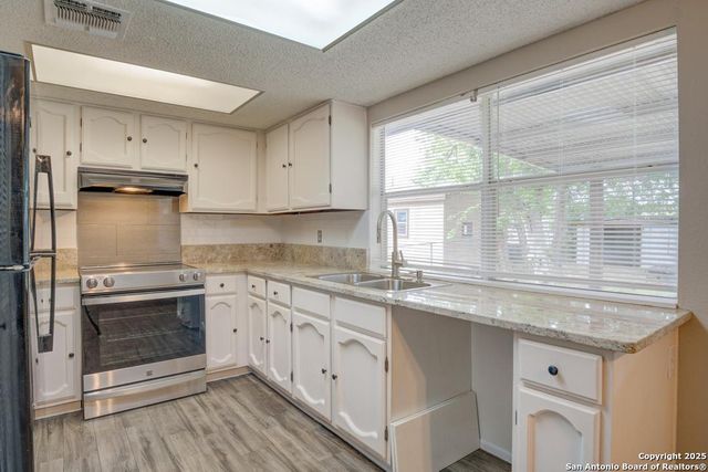 7115 Whittney, San Antonio, TX 78239
