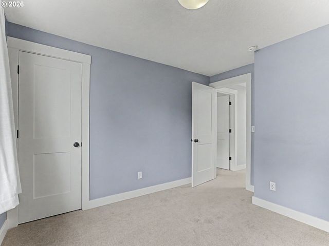 7008 Se STELLA Ct, Hillsboro, OR 97123