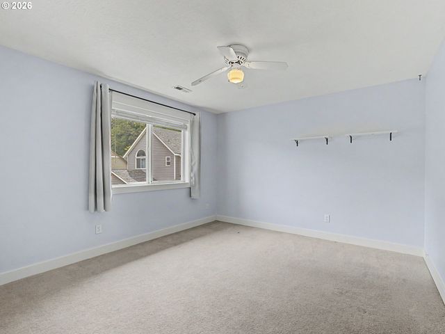 7008 Se STELLA Ct, Hillsboro, OR 97123