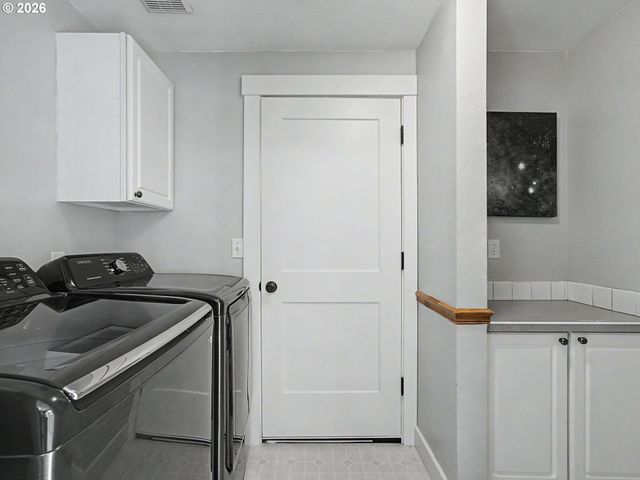 7008 Se STELLA Ct, Hillsboro, OR 97123