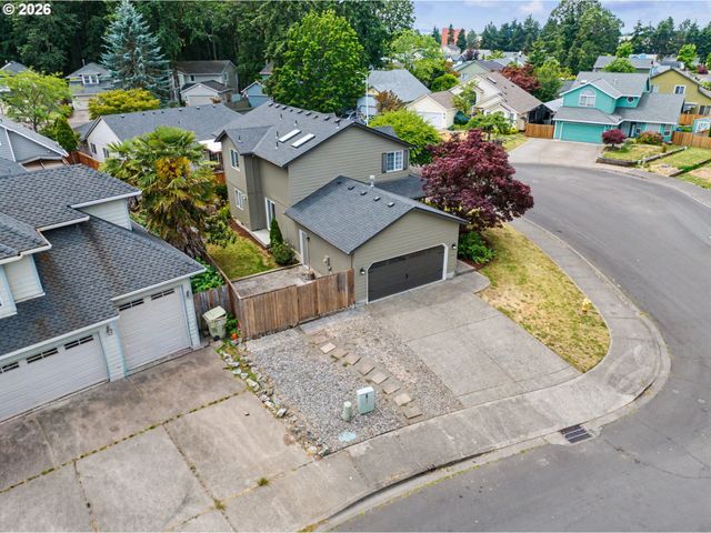 7008 Se STELLA Ct, Hillsboro, OR 97123