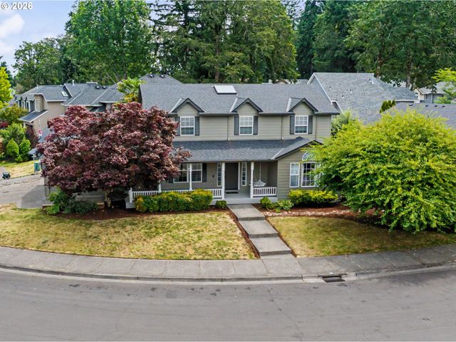 7008 Se STELLA Ct, Hillsboro, OR 97123