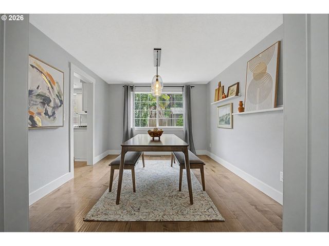 7008 Se STELLA Ct, Hillsboro, OR 97123