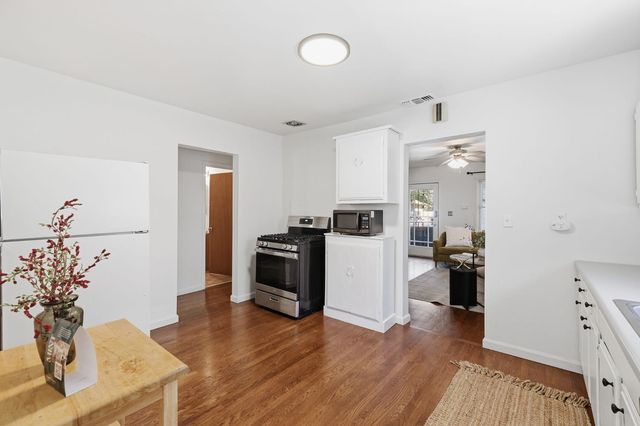 1828 Larkin Way, Sacramento, CA 95818