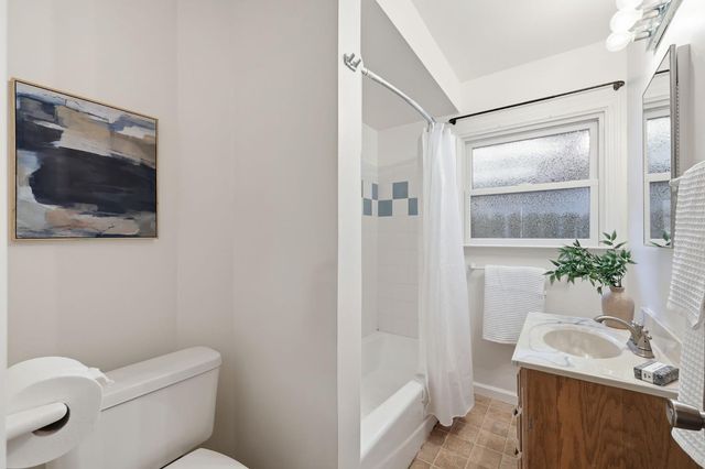 1828 Larkin Way, Sacramento, CA 95818