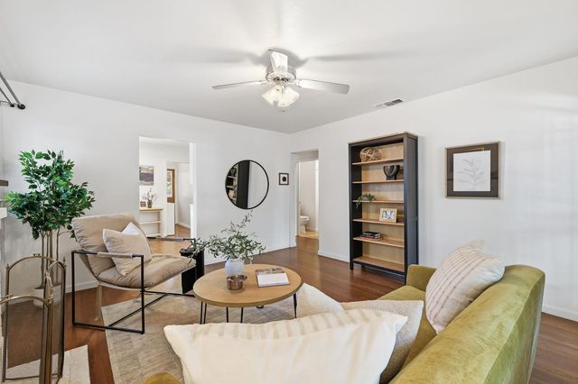 1828 Larkin Way, Sacramento, CA 95818