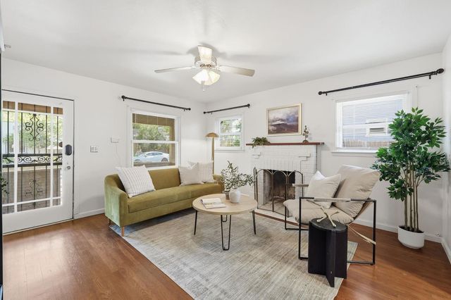 1828 Larkin Way, Sacramento, CA 95818