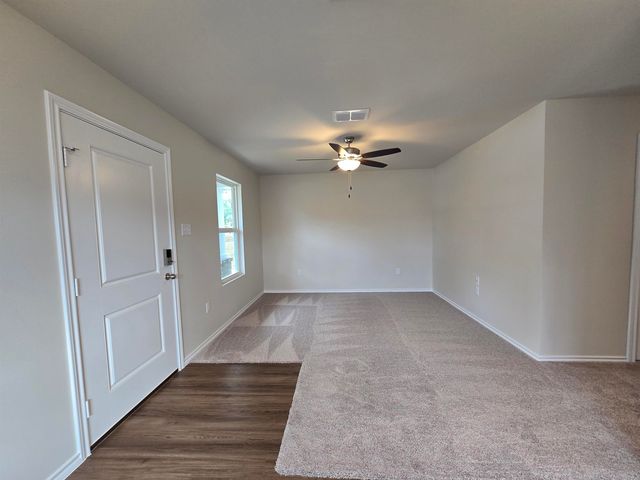 276 Omaha St., Gladewater, TX 75647