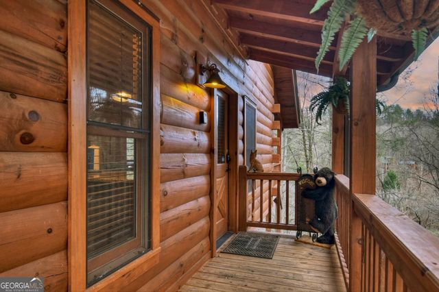 416 N Dustin Drive, Ellijay, GA 30540