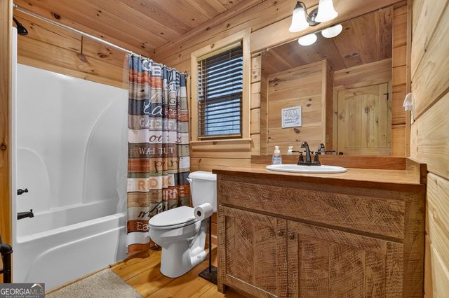 416 N Dustin Drive, Ellijay, GA 30540