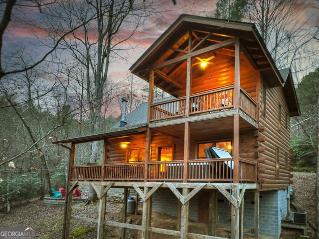 416 N Dustin Drive, Ellijay, GA 30540