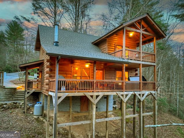416 N Dustin Drive, Ellijay, GA 30540