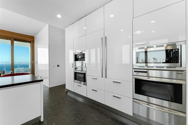 2627 S Bayshore Dr 3201, Miami, FL 33133