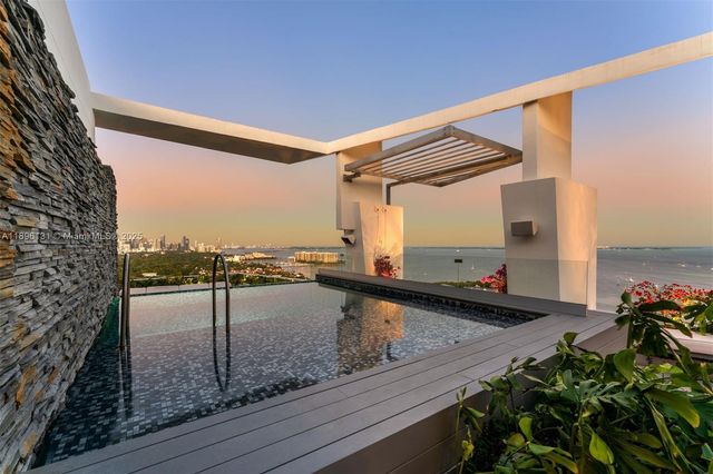 2627 S Bayshore Dr 3201, Miami, FL 33133