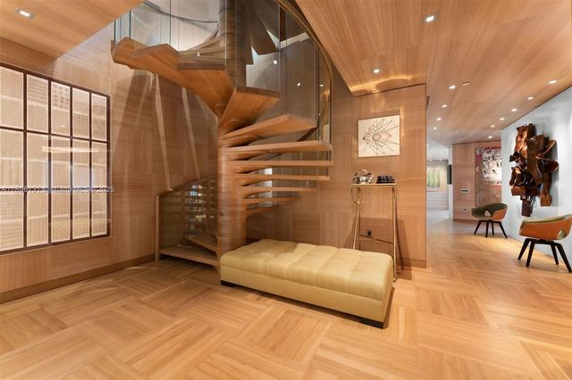 2627 S Bayshore Dr 3201, Miami, FL 33133