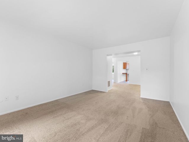 1809 SILVER CT, Hamilton, NJ 08690
