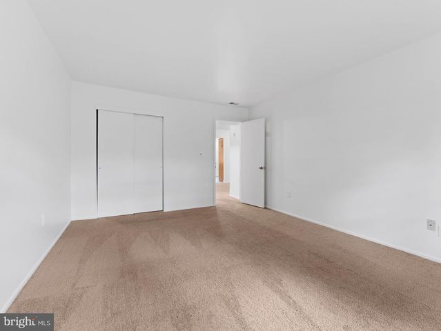 1809 SILVER CT, Hamilton, NJ 08690