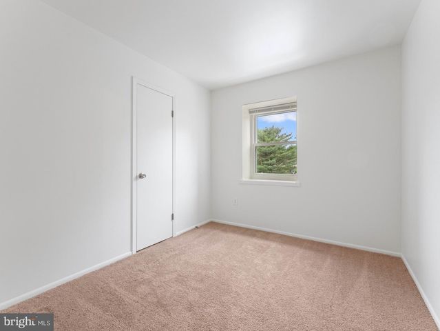 1809 SILVER CT, Hamilton, NJ 08690
