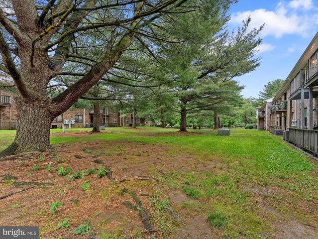 1809 SILVER CT, Hamilton, NJ 08690