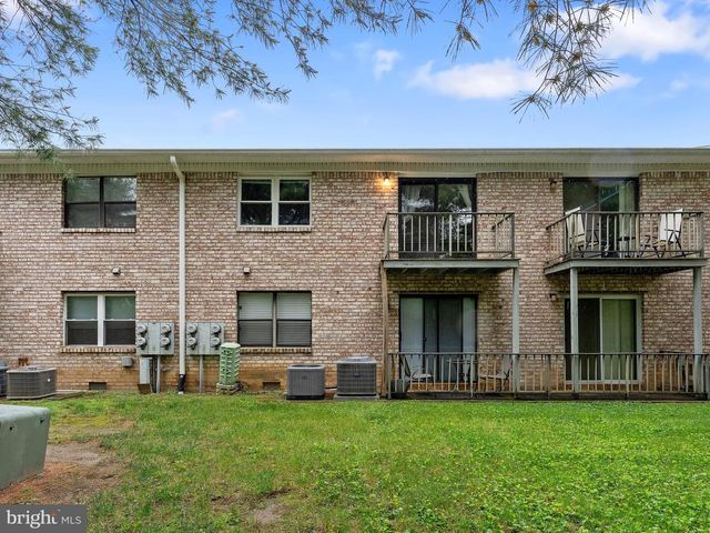 1809 SILVER CT, Hamilton, NJ 08690