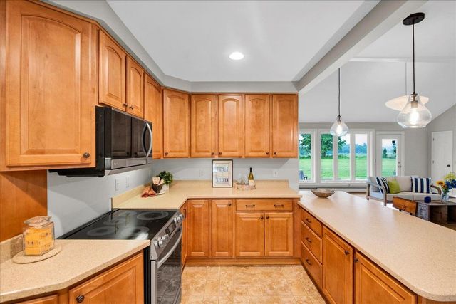 295 Church Road, Monkton, VT 05469