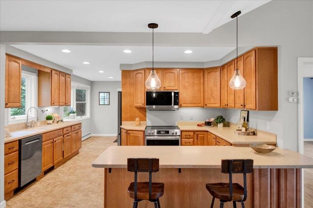 295 Church Road, Monkton, VT 05469
