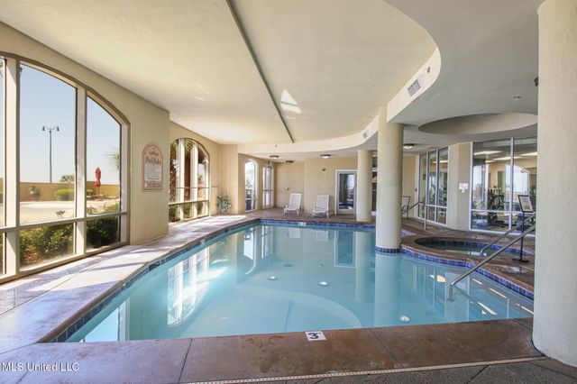 1200 Beach Drive, 1203, Gulfport, MS 39507