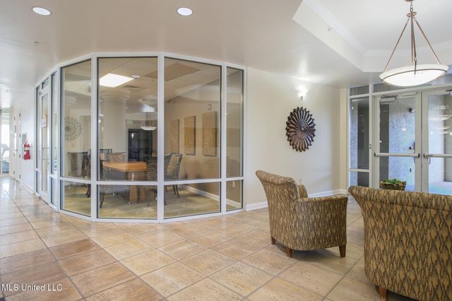 1200 Beach Drive, 1203, Gulfport, MS 39507