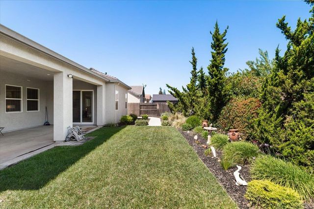 805 Freedom Point Way, Manteca, CA 95336