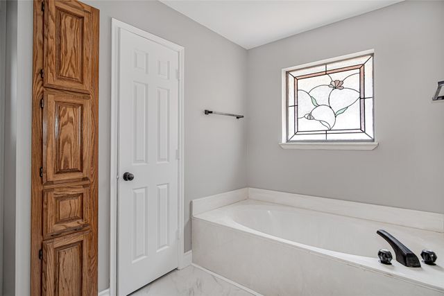 6701 Johns Court, Arlington, TX 76016