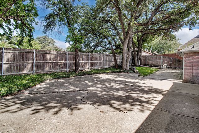 6701 Johns Court, Arlington, TX 76016