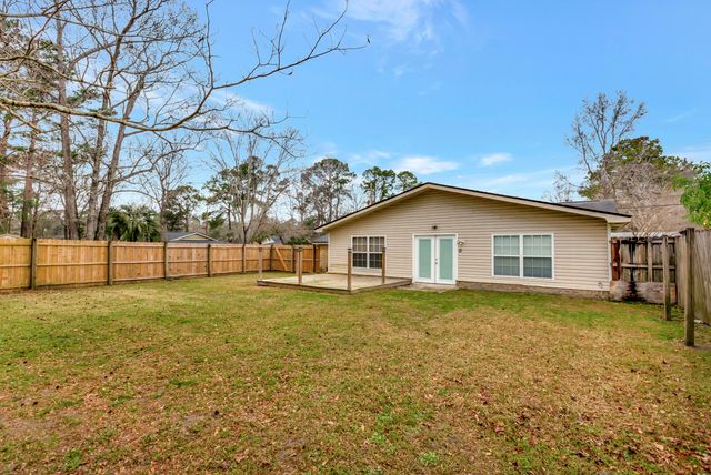 122 Longleaf Drive, Summerville, SC 29483