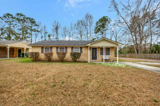 122 Longleaf Drive, Summerville, SC 29483