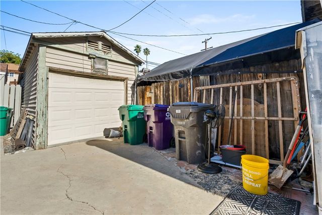 427 E Platt Street, Long Beach, CA 90805
