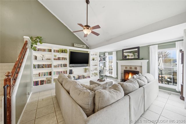 9713 S 69th East East Avenue, Tulsa, OK 74133