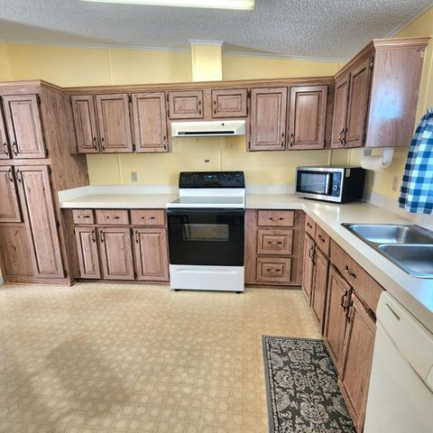 14 La Costa Lane, Port St. Lucie, Port St Lucie, FL 34952