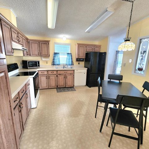 14 La Costa Lane, Port St. Lucie, Port St Lucie, FL 34952